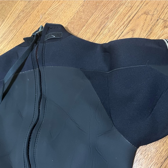 Aleeda 4:3 Wetsuit Large - Picture 7 of 12